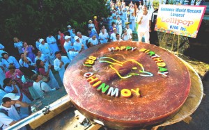 World's Largest Lollipop_by Jowan Gauthier World's Largest Lollipopr