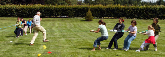 dublin-tug-war_550 Four way tug of war with referee trying to get out of way